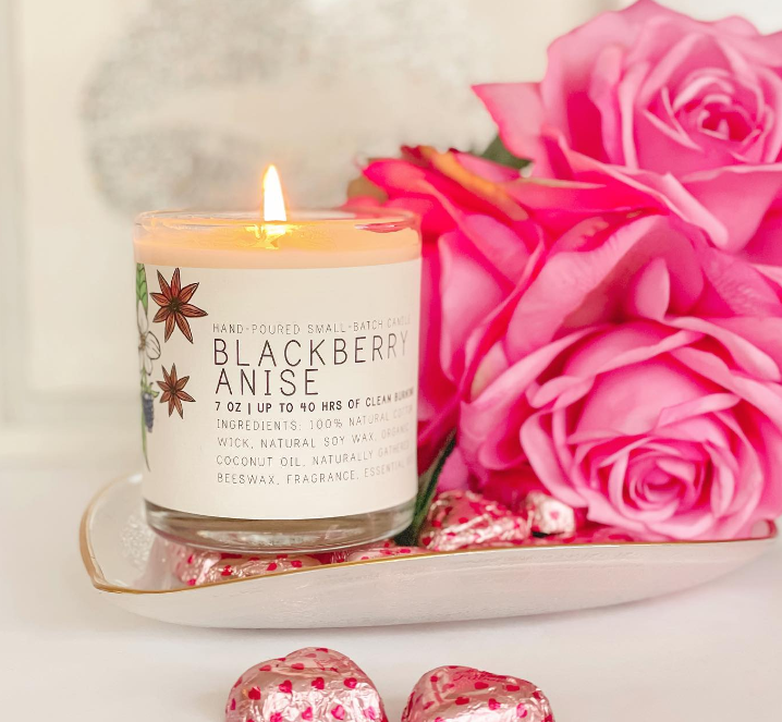 Just Bee - Blackberry Anise - Just Bee Candles: 3.5 oz tin (up to 20 hrs of clean burning)